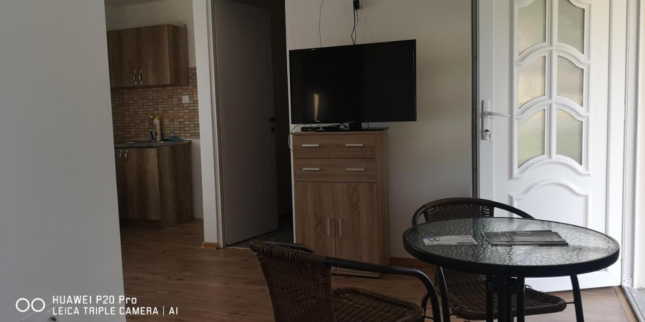 Rakoczi Vendeghaz Apartment Poroszlo Exterior photo