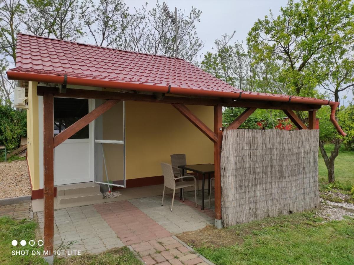 Rakoczi Vendeghaz Apartment Poroszlo Exterior photo