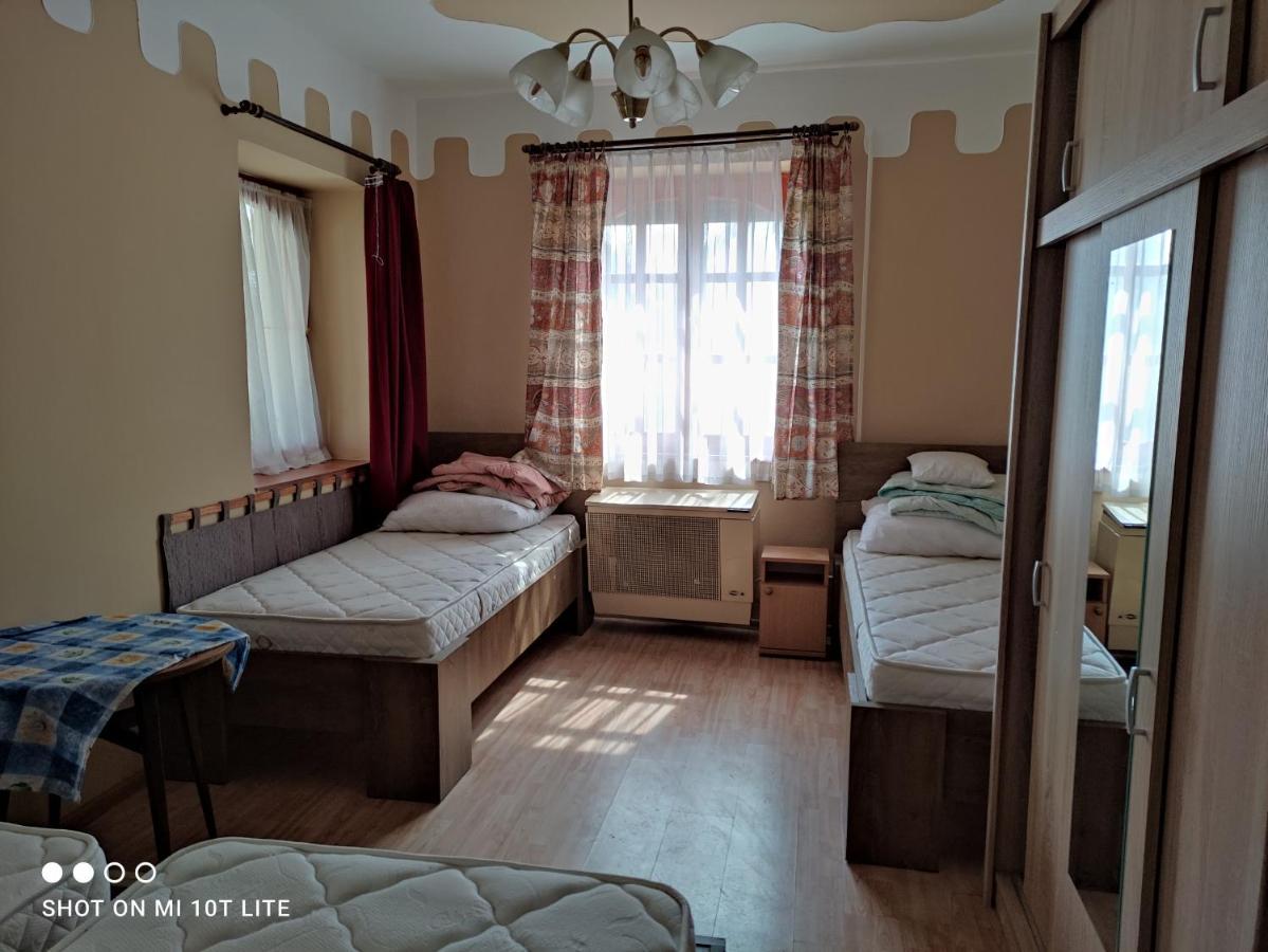 Rakoczi Vendeghaz Apartment Poroszlo Exterior photo