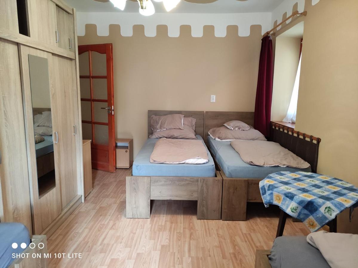 Rakoczi Vendeghaz Apartment Poroszlo Exterior photo