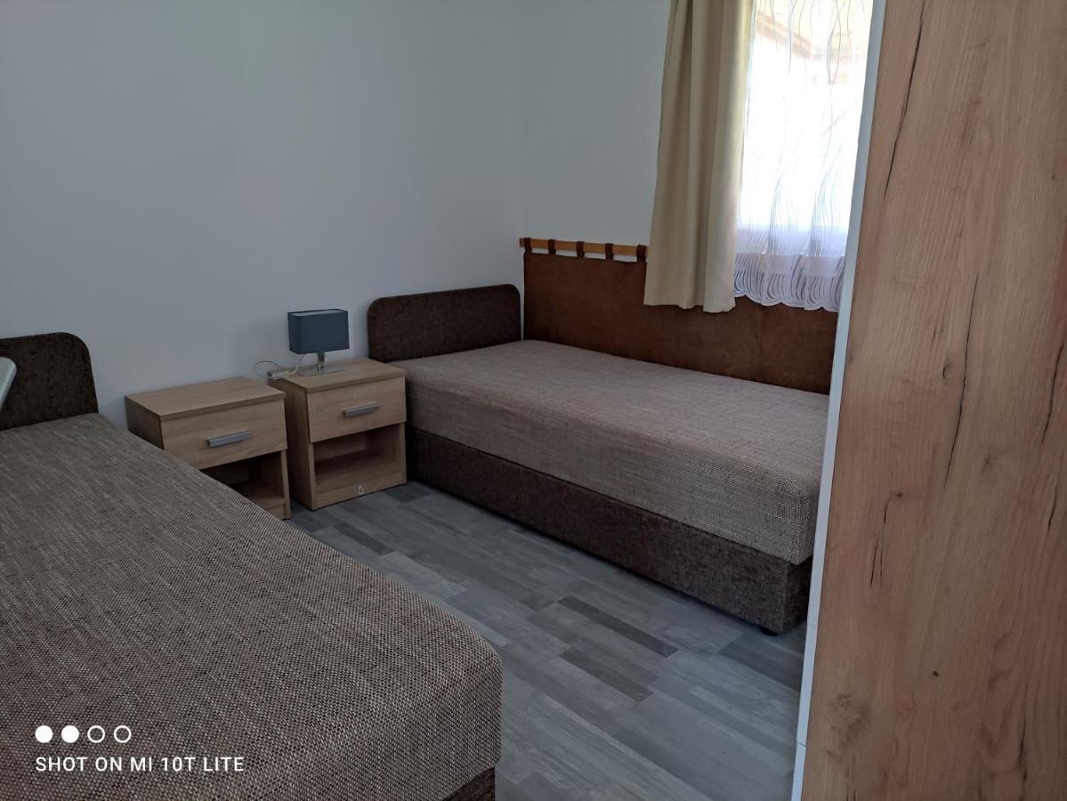 Rakoczi Vendeghaz Apartment Poroszlo Exterior photo