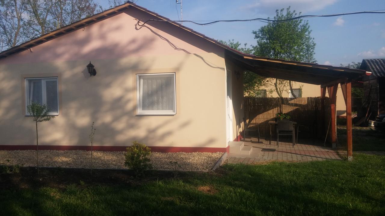 Rakoczi Vendeghaz Apartment Poroszlo Exterior photo
